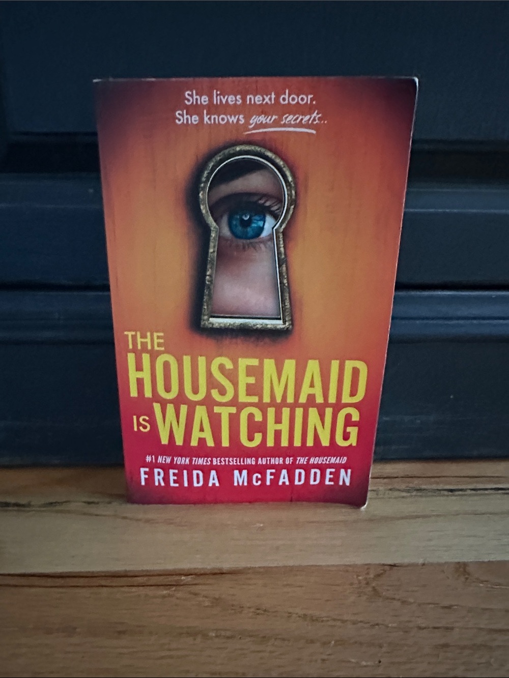 👙 2/$15 SALE- BOOK NOVEL The Housemaid Is Watching by Freida McFadden Paperback